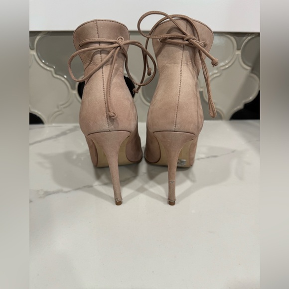 Women’s suede leather lace up heels in size 8 - Picture 7 of 8